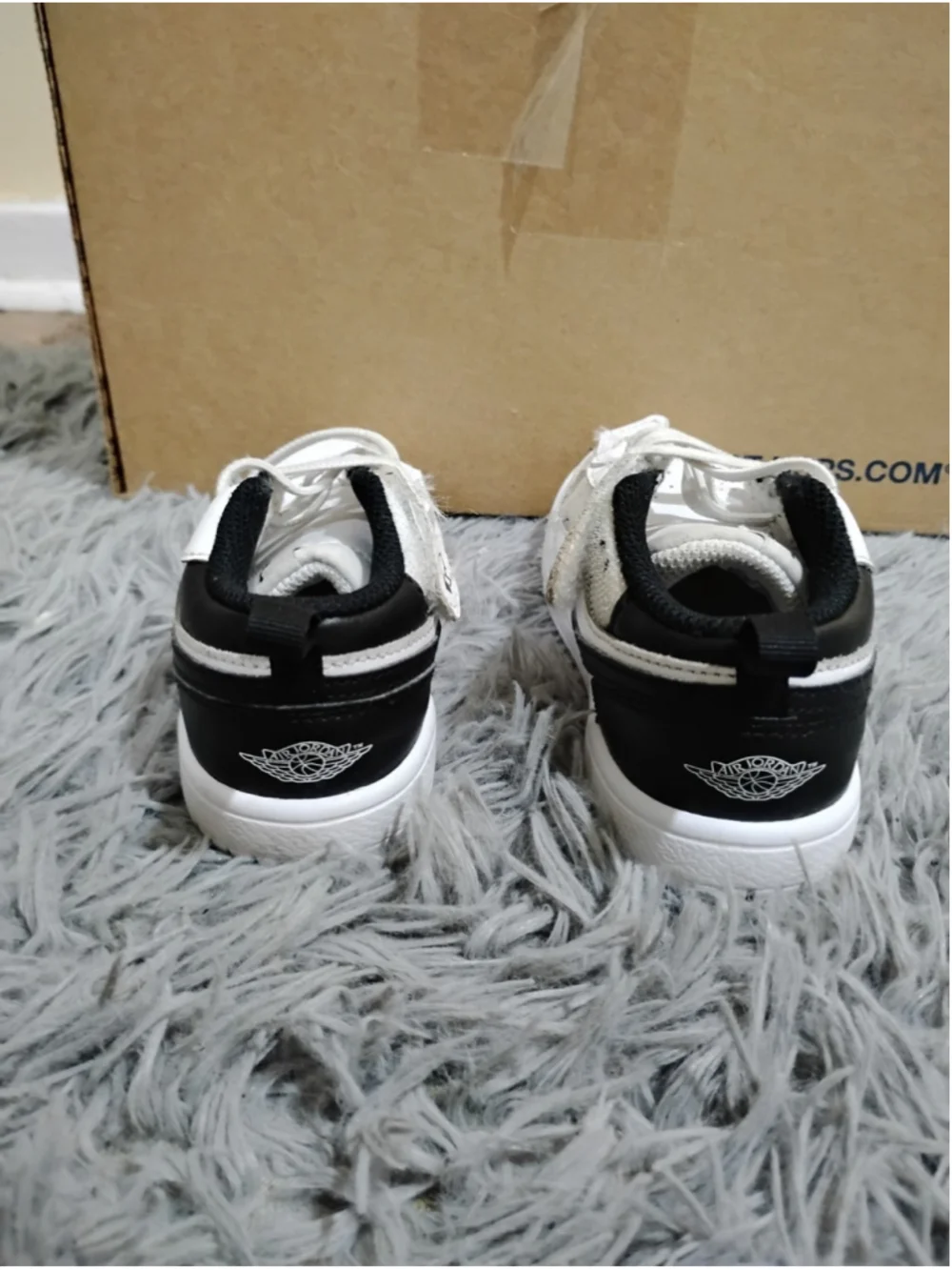 Jordan 1 Low ALT Toddler Size 9 White Black Low Top Lifestyle Shoes DR9747-132